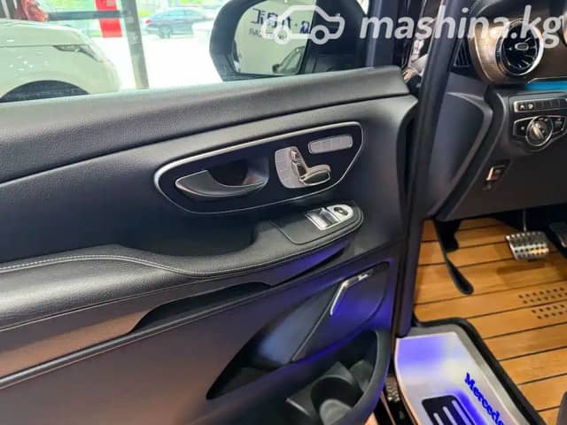 Mercedes-Benz V-Класс III (W447) Рестайлинг 260 компактный 2.0 AT