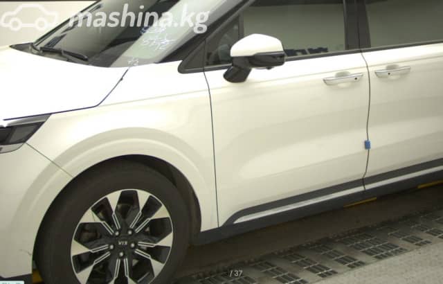 Kia Carnival IV 2.2d AT