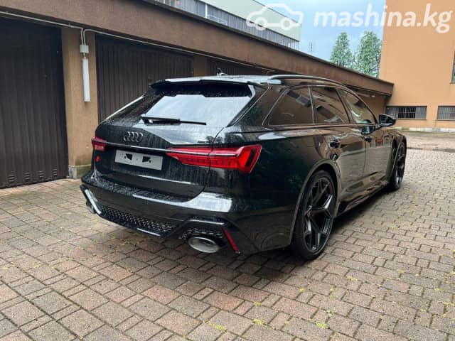 Audi RS 6 IV (C8) performance 4.0 AT 4WD