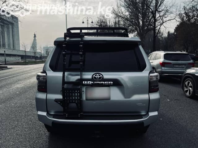 Toyota 4Runner V Рестайлинг 4.0 AT 4WD