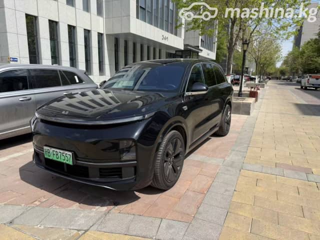 LiXiang L8 Рестайлинг 1.5hyb AT 4WD
