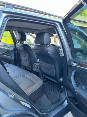 BMW X5 II (E70) 30i 3.0 AT 4WD