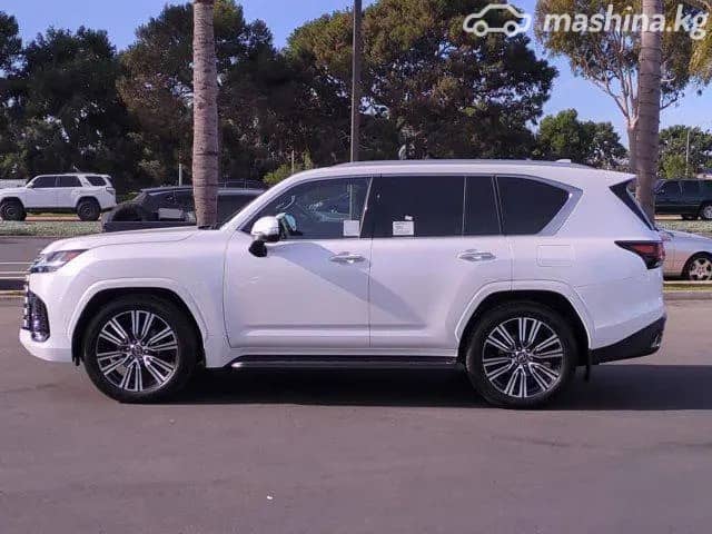 Lexus LX IV 700h 3.5hyb AT 4WD