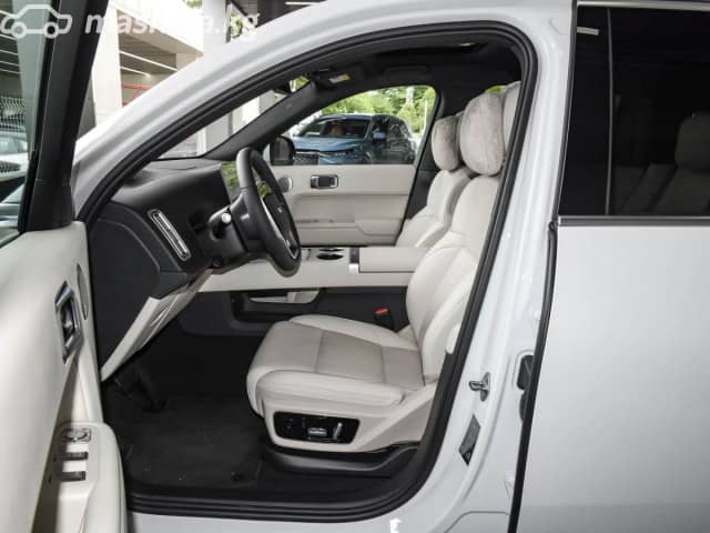 LiXiang L7 Рестайлинг 1.5hyb AT 4WD