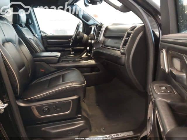 RAM 1500 V Crew Cab 3.0d AT 4WD
