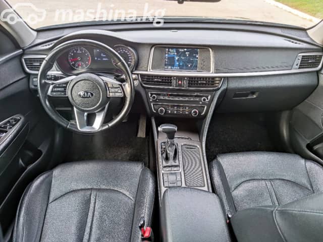 Kia K5 II 2.0 AT