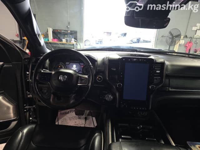 RAM 1500 V Quad Cab 5.7 AT 4WD