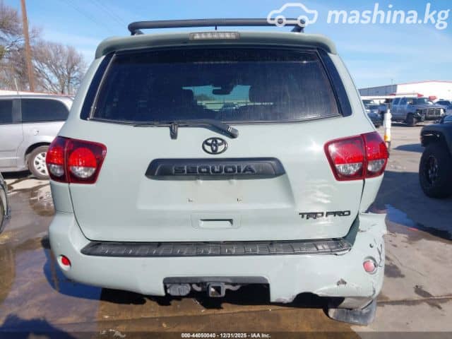 Toyota Sequoia II Рестайлинг 5.7 AT 4WD