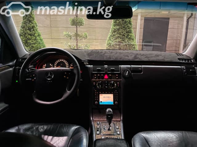 Mercedes-Benz E-Класс II (W210, S210) Рестайлинг 320 3.2 AT