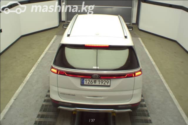 Kia Carnival IV 2.2d AT