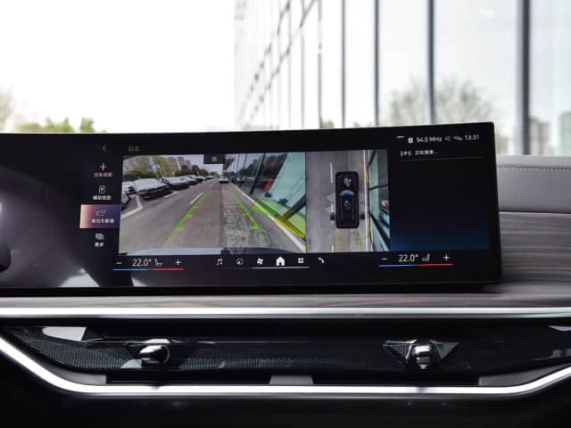 BMW X7 I (G07) Рестайлинг 40i 3.0 AT 4WD
