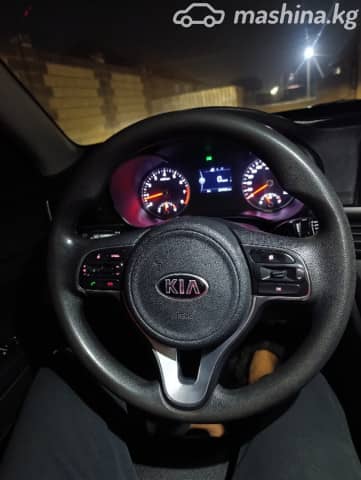 Kia K5 II 2.0 AT