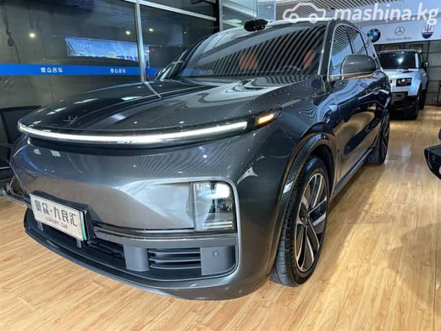 LiXiang L9 Рестайлинг 1.5hyb AT 4WD