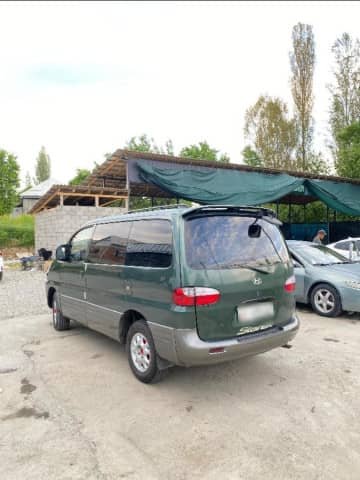 Hyundai Starex (H-1) I 2.5d MT