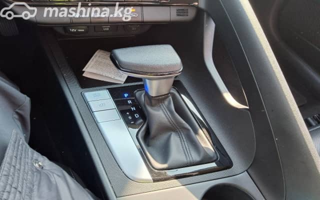 Hyundai Avante VII 1.6 CVT