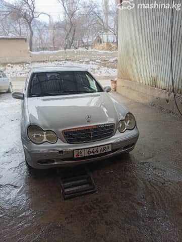 Mercedes-Benz C-Класс II (W203) 200 2.2d MT