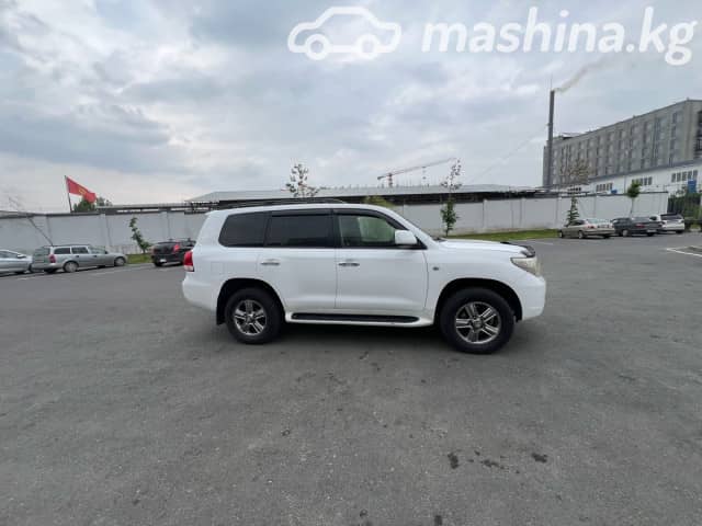 Toyota Land Cruiser 200 Series 4.7 AT 4WD