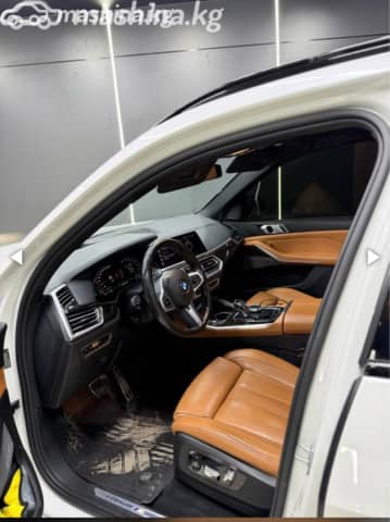 BMW X5 IV (G05/G18) M50i 4.4 AT 4WD