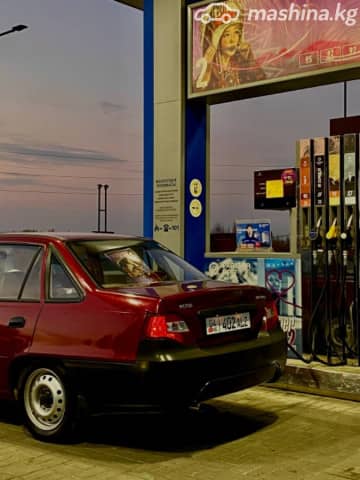 Daewoo Nexia I Рестайлинг 1.5 MT