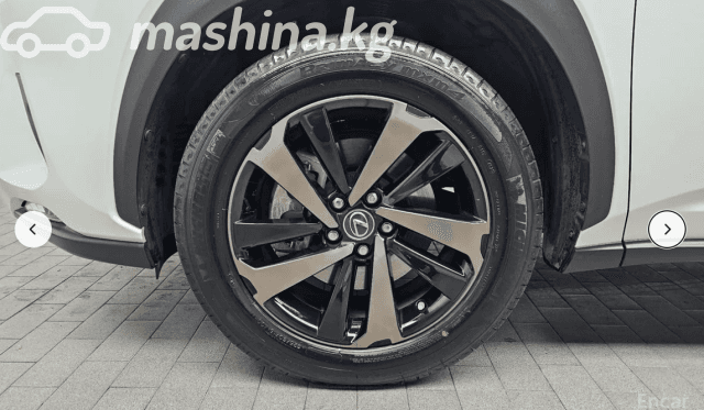Lexus NX I Рестайлинг 300h 2.5hyb CVT 4WD