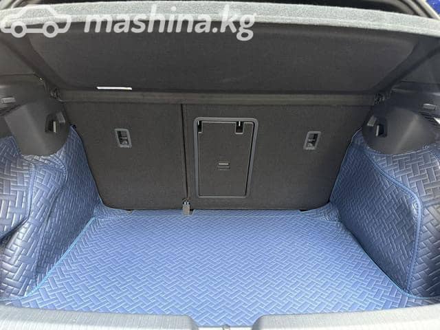 Volkswagen Golf VIII 1.4 AT