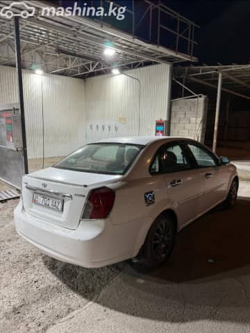 Chevrolet Lacetti 1.6 MT