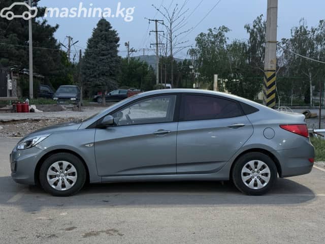 Hyundai Accent IV 1.4 AT