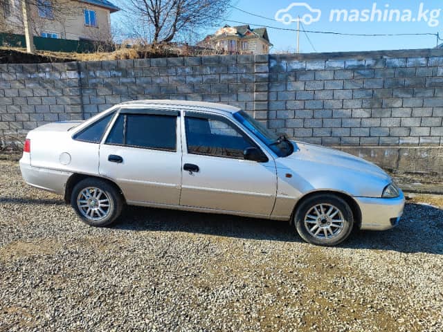 Daewoo Nexia I Рестайлинг 1.5 MT