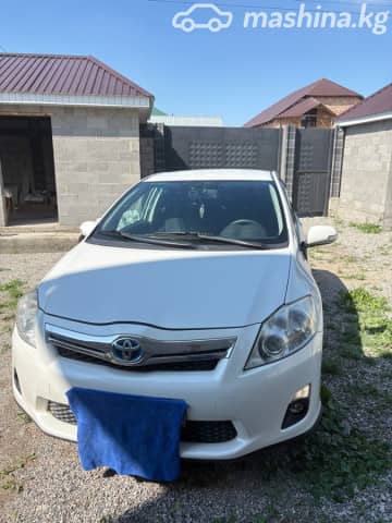 Toyota Auris I Рестайлинг 1.8hyb CVT