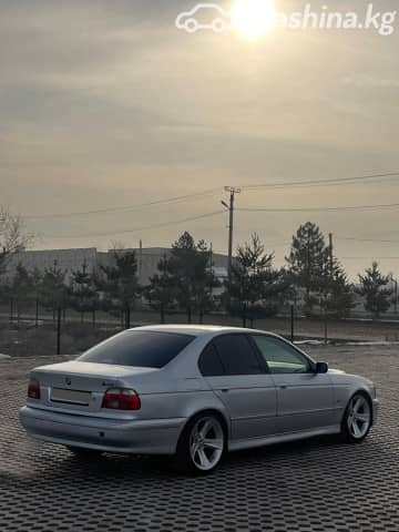 BMW 5 серии IV (E39) Рестайлинг 525i 2.5 MT