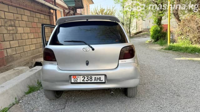 Toyota Yaris I 1.0 MT