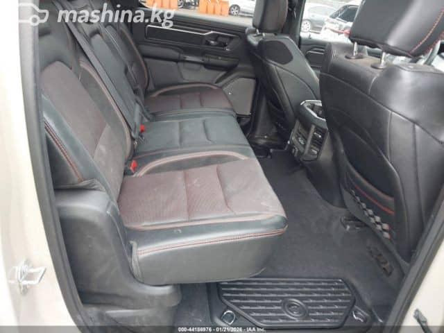 RAM 1500 V Crew Cab 3.0d AT 4WD
