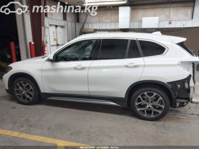 BMW X1 II (F48) Рестайлинг 28i xDrive 2.0 AT 4WD