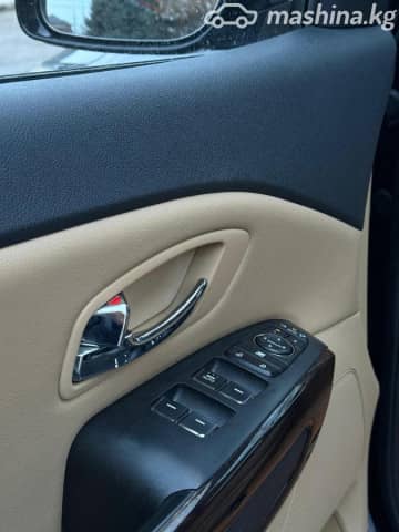 Kia Carnival III 2.2d AT