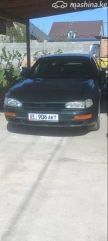 Toyota Camry III (XV10) 2.2 AT