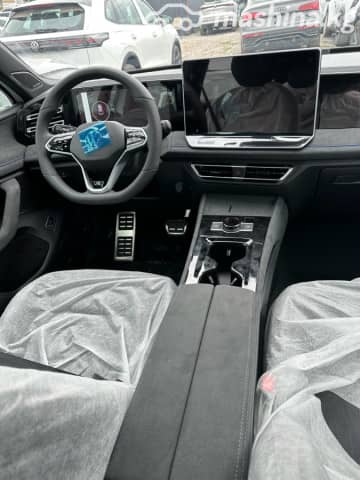 Volkswagen Tiguan III (China Market) 2.0 AMT 4WD