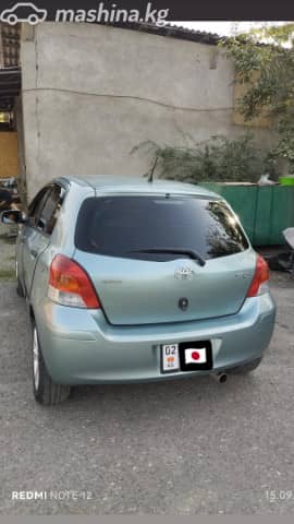 Toyota Yaris II Рестайлинг 1.3 AT