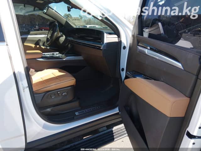 Cadillac Escalade V 6.2 AT 4WD