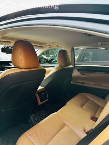 Lexus ES VI Рестайлинг 300h 2.5hyb CVT