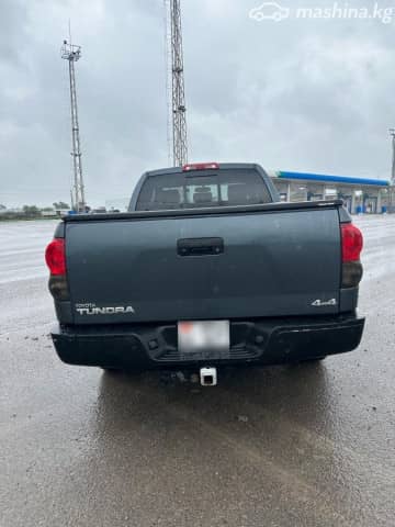 Toyota Tundra II 5.7 AT 4WD