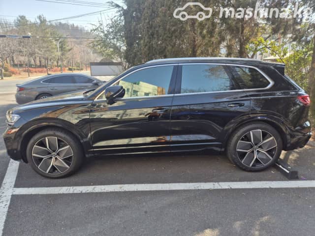 Volkswagen Touareg III Рестайлинг 3.0d AT 4WD