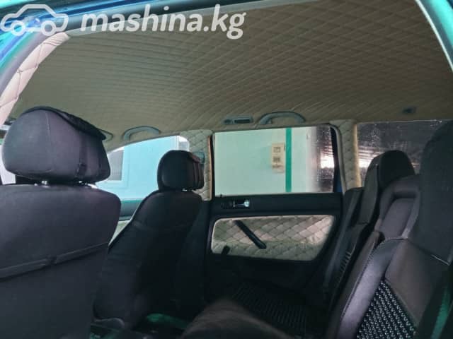 Volkswagen Passat B5 1.6 MT