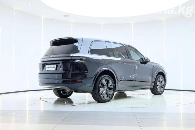 LiXiang L9 Рестайлинг 1.5hyb AT 4WD