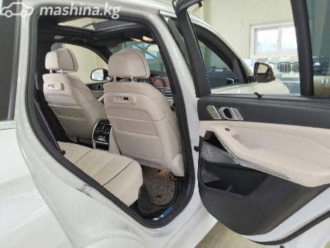 BMW X5 IV (G05/G18) 40i 3.0 AT 4WD