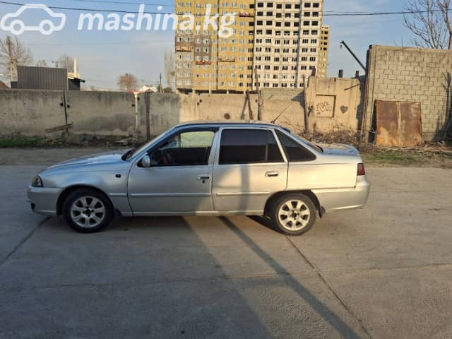 Daewoo Nexia I Рестайлинг 1.5 MT