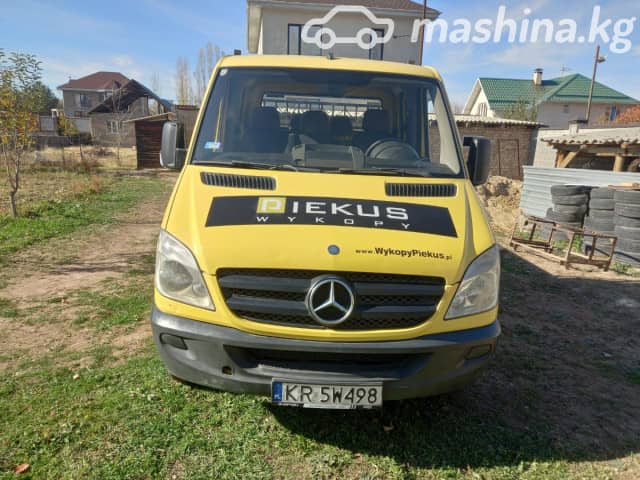 Mercedes-Benz Бортовой (4х2)