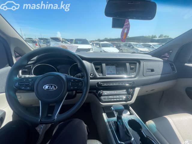 Kia Carnival III 2.2d AT