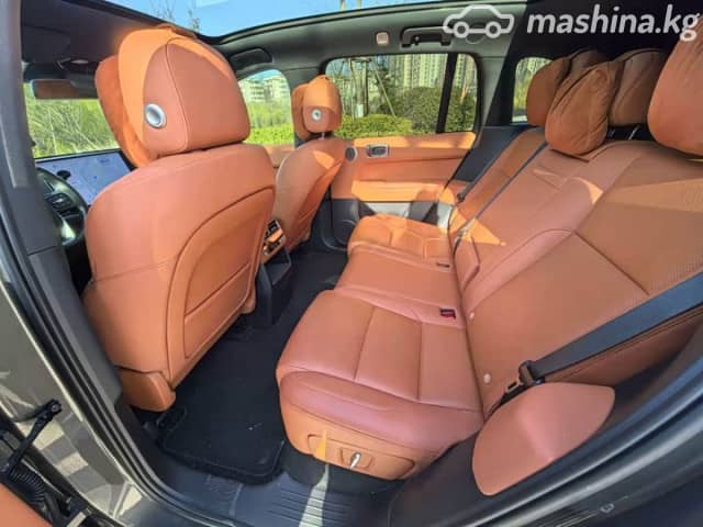 LiXiang L6 1.5hyb AT 4WD