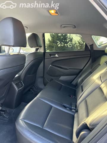 Hyundai Tucson III Рестайлинг 2.0d AT