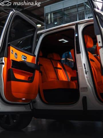 Rolls-Royce Cullinan I 6.7 AT AWD